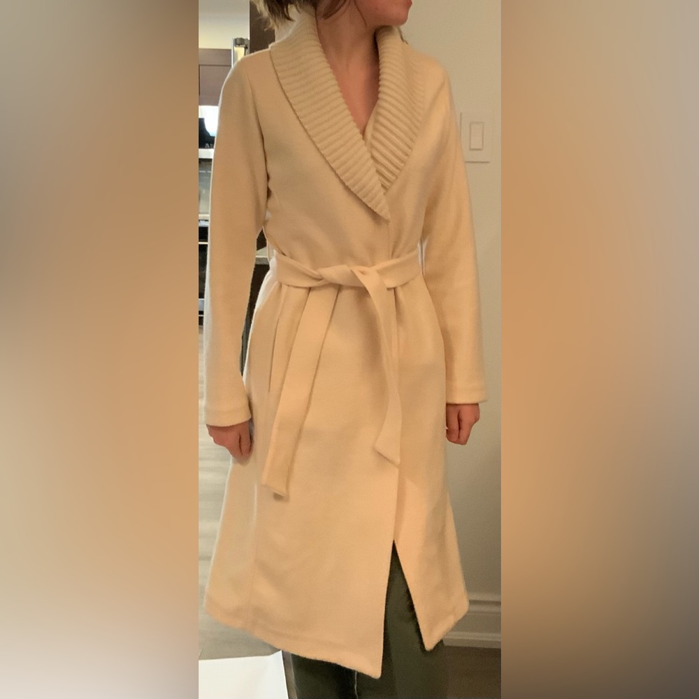 Banana Republic Sweater Coat.  Cream colour.  Size Small.  100% Wool.